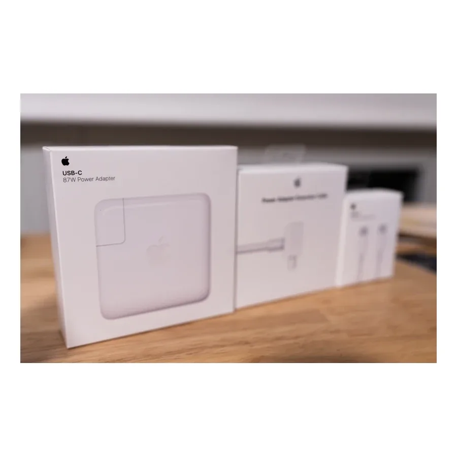 Сетевое зарядное устройство Apple 35W Dual USB-C Adapter Белое